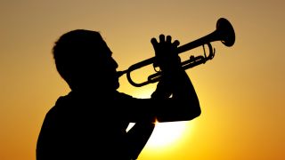 La Fête des Trompettes : alarme de guerre ; annonce de paix