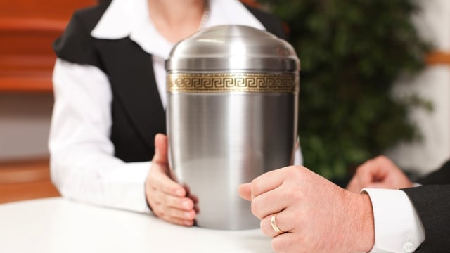 Que dit la Bible à propos de la crémation?